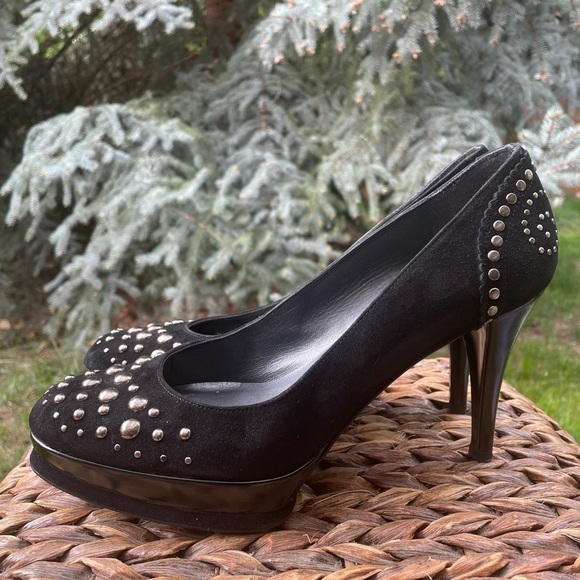 Stuart Weitzman Black Suede & Leather Studded Platform Stiletto Pumps. Size 8.5 - Picture 8 of 8